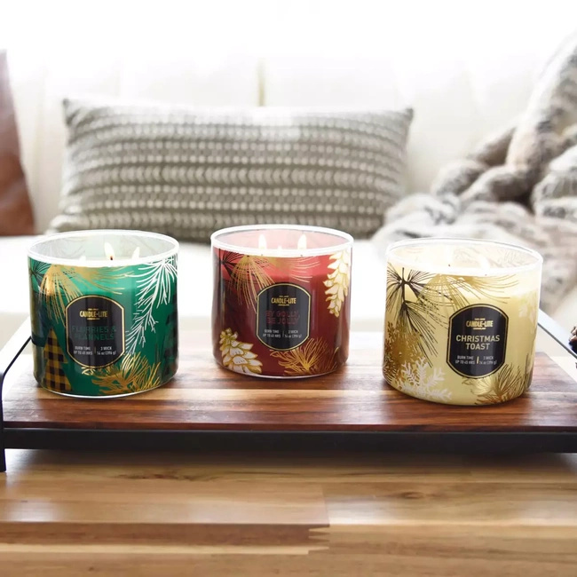 Świąteczna naturalna świeca zapachowa Candle-lite Everyday 396 g - Flurries & Flannels
